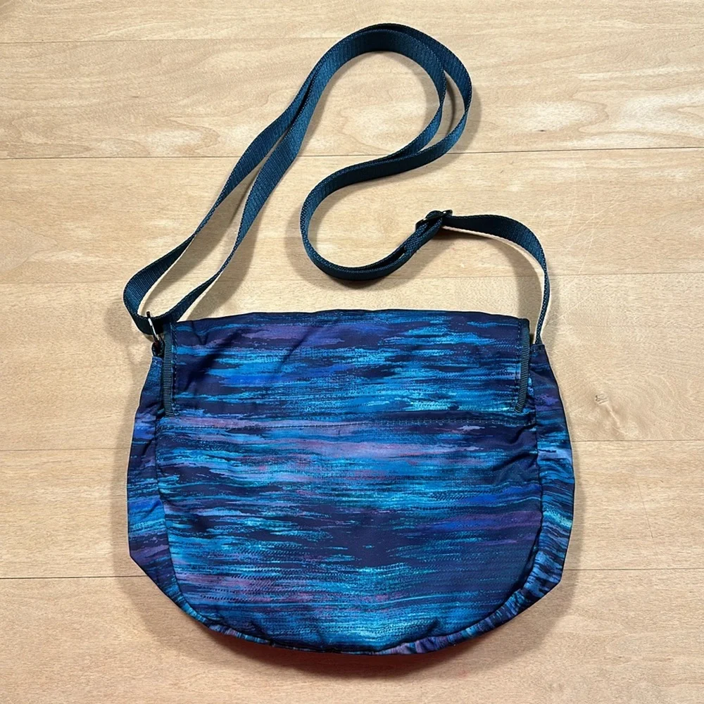 Ivivva by Lululemon Endless Play Bag